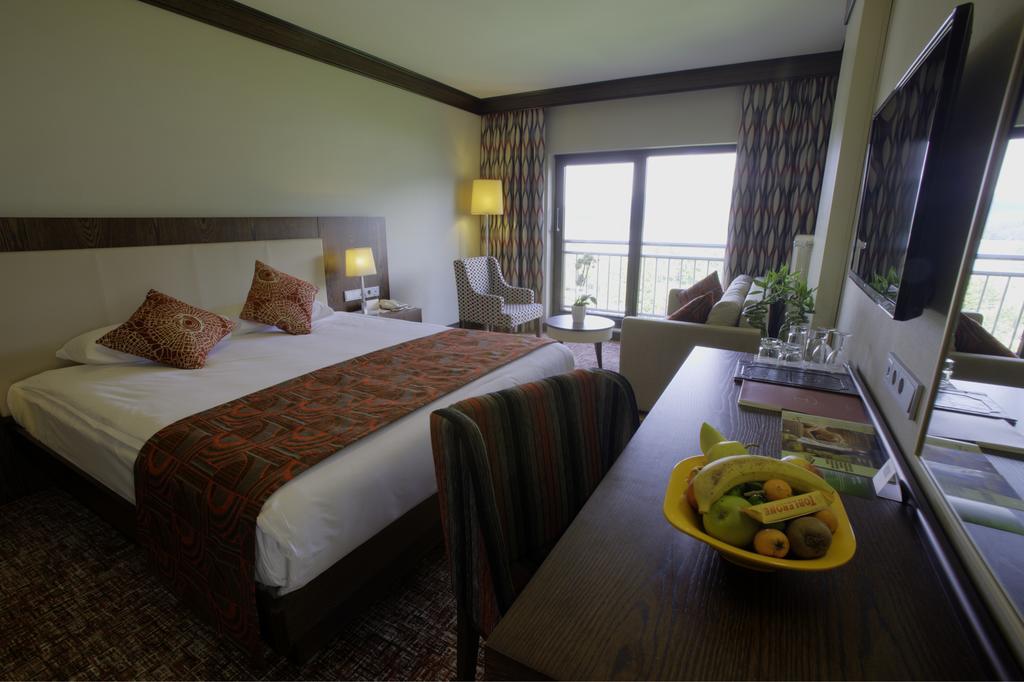 Abant Palace Hotel Экстерьер фото